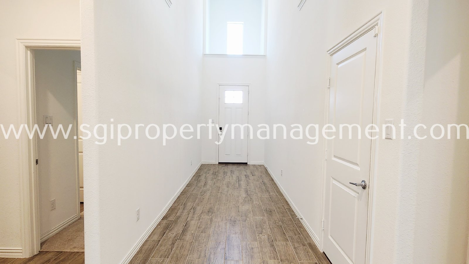 Stunning 4 bedroom, 3.5 bathroom home! property image