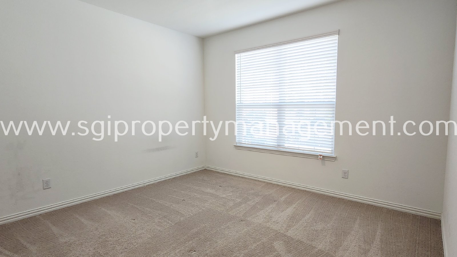 Stunning 4 bedroom, 3.5 bathroom home! property image