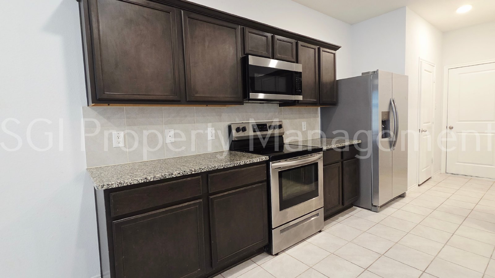 Wonderful home ready for move in property image