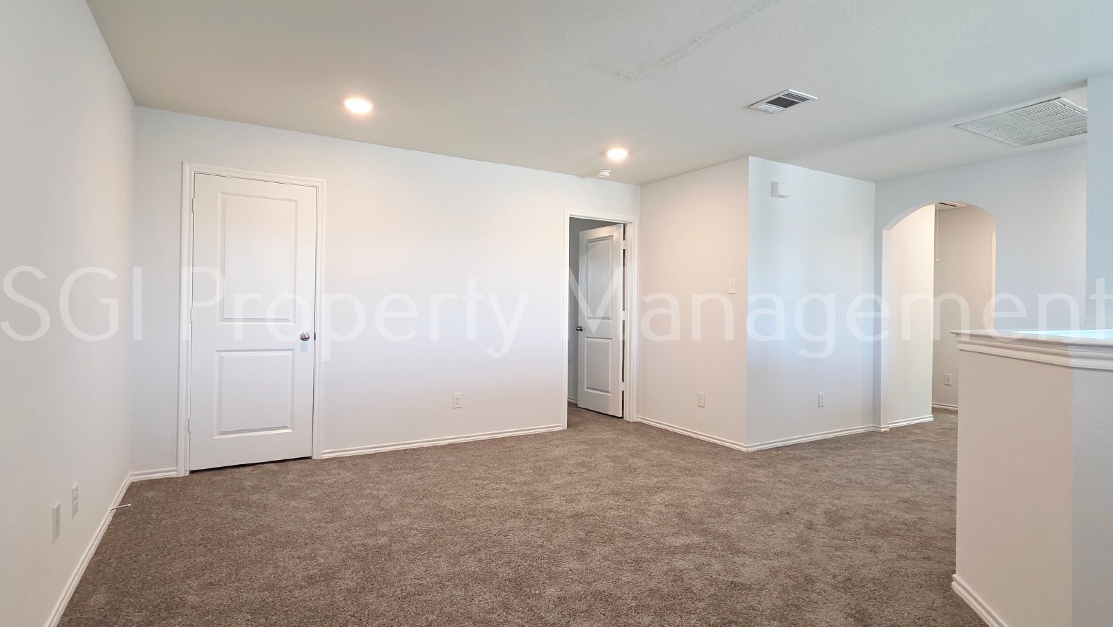 Wonderful home ready for move in property image