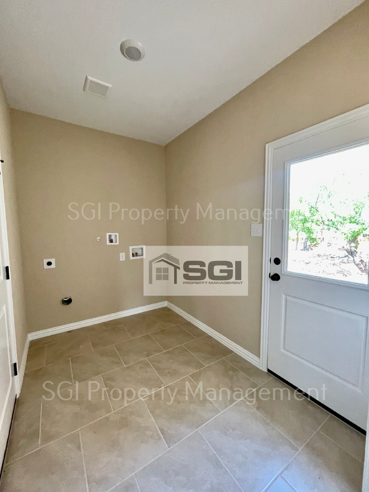 Fantastic 3 bedroom built in 2022 property image