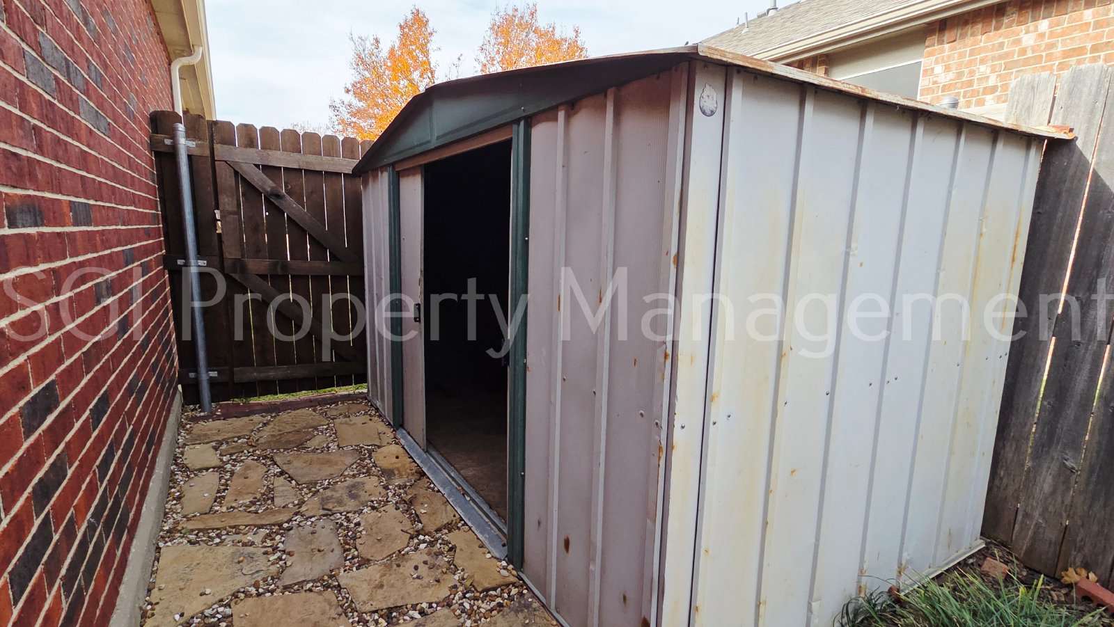 Updated home ready for move in property image