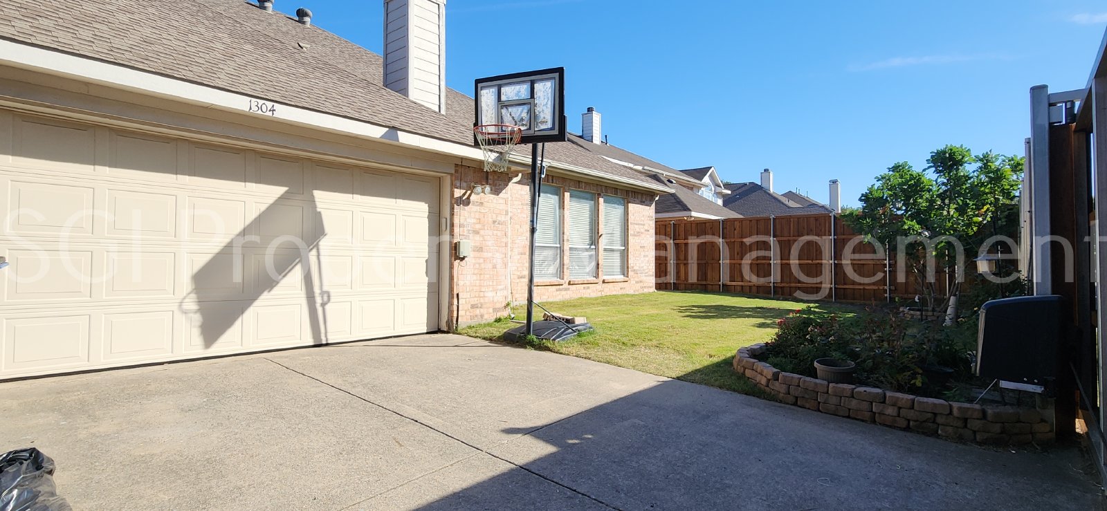 Spacious home ready for move in property image