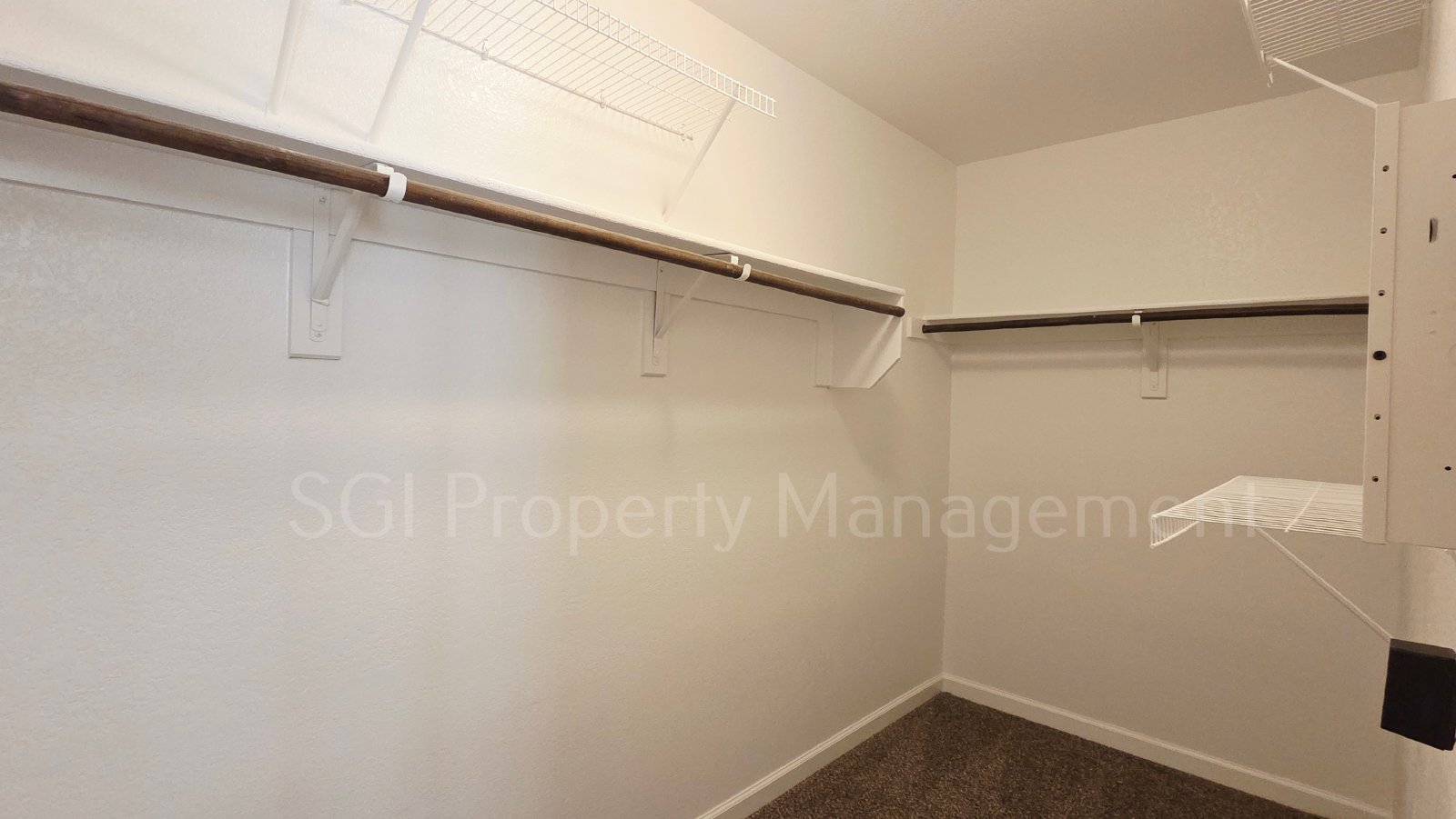 Beautiful one-story home with open concept property image