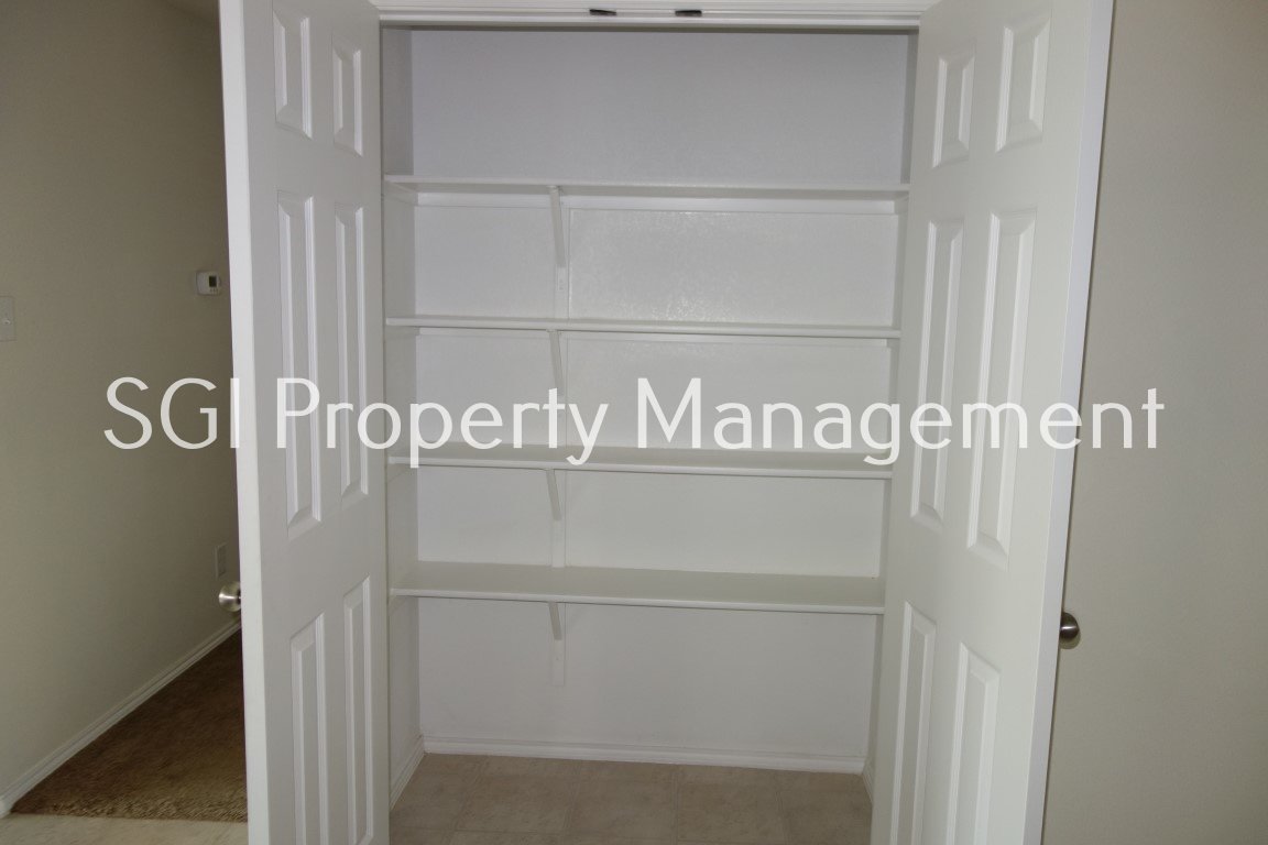 Beautiful one-story home with open concept property image