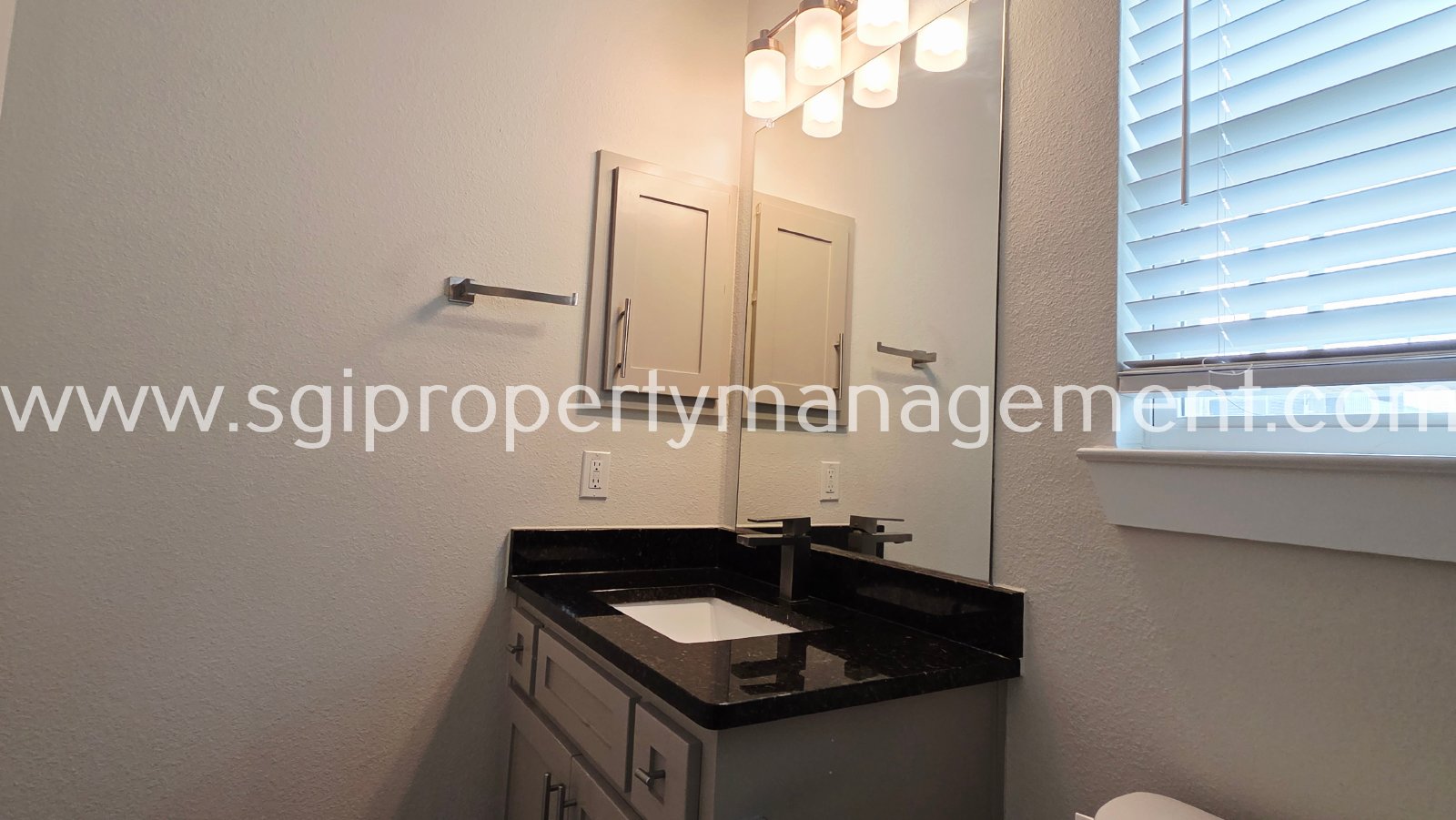 4 Bedroom home is Dallas for rent! property image