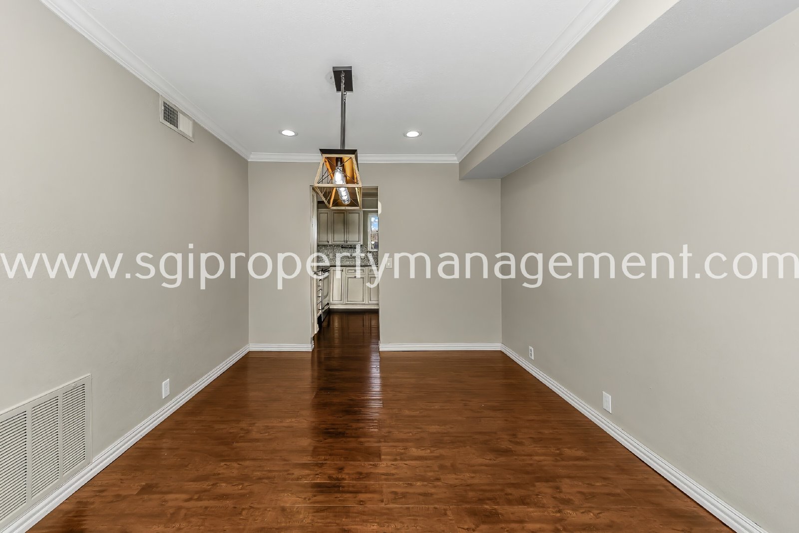 Spacious 2 bedroom condo ready for move in property image