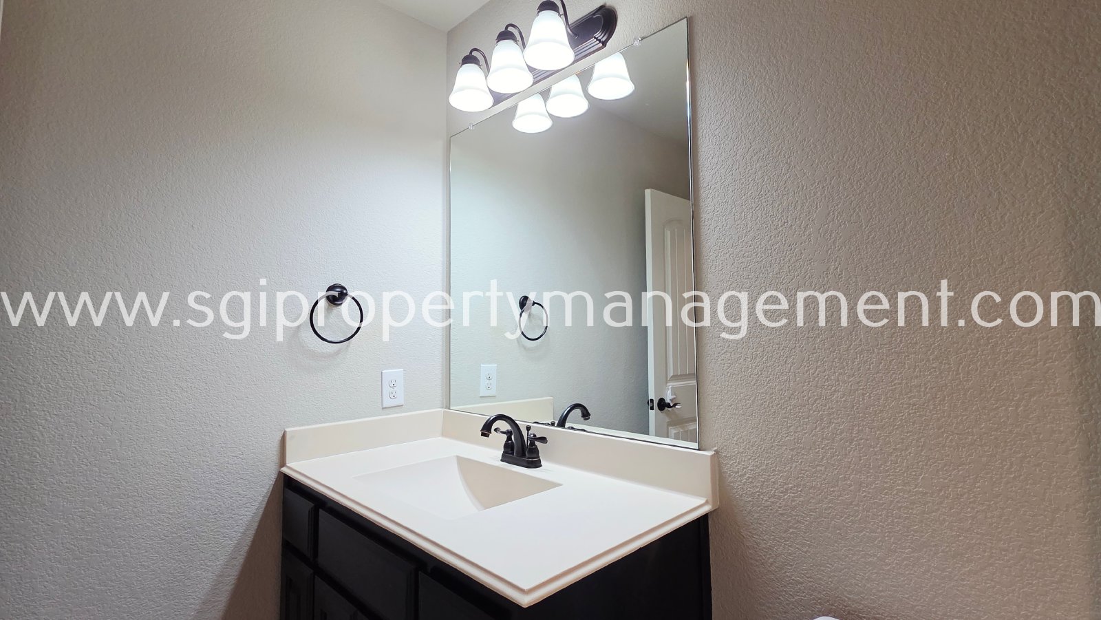 3 Bed Townhome is Mckinney property image