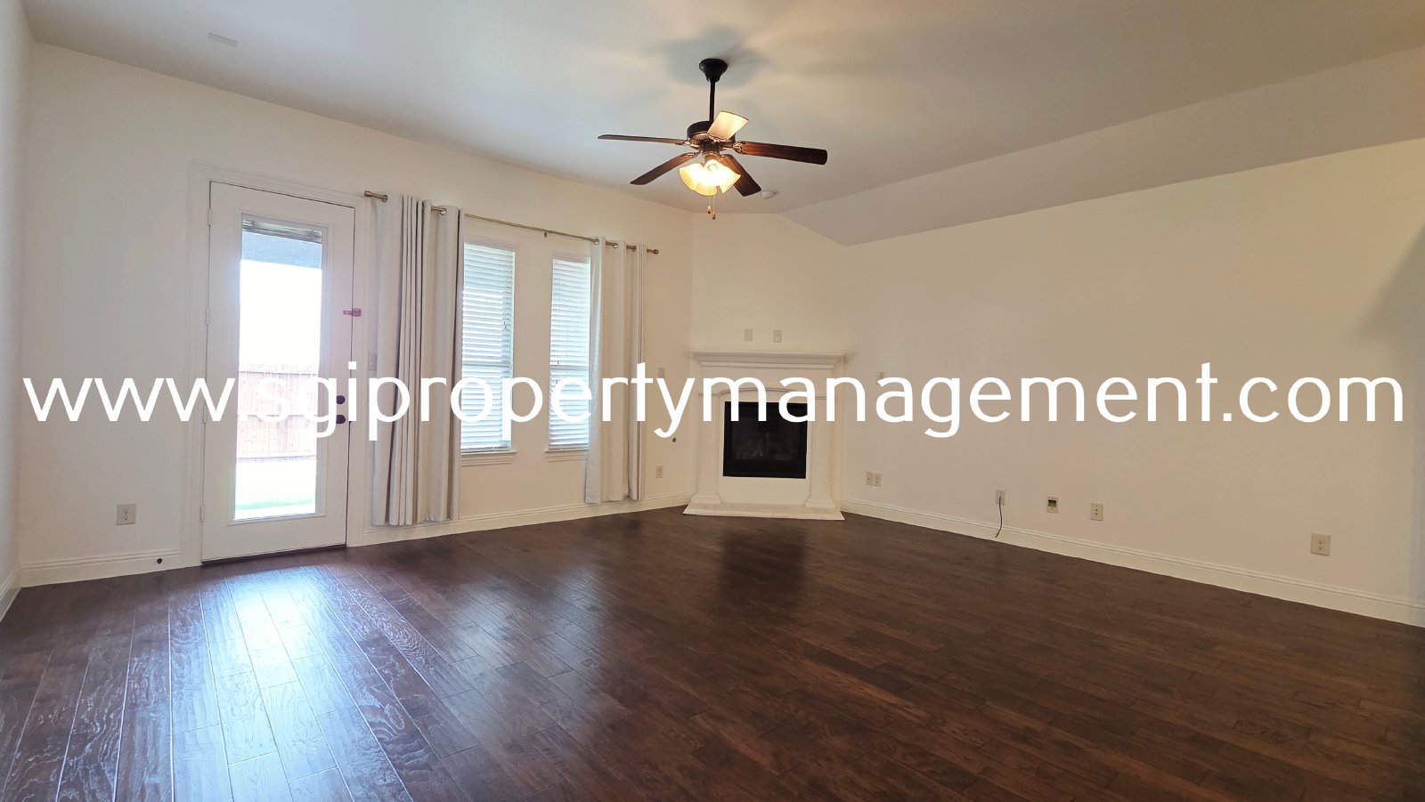 Spacious home ready for move in property image