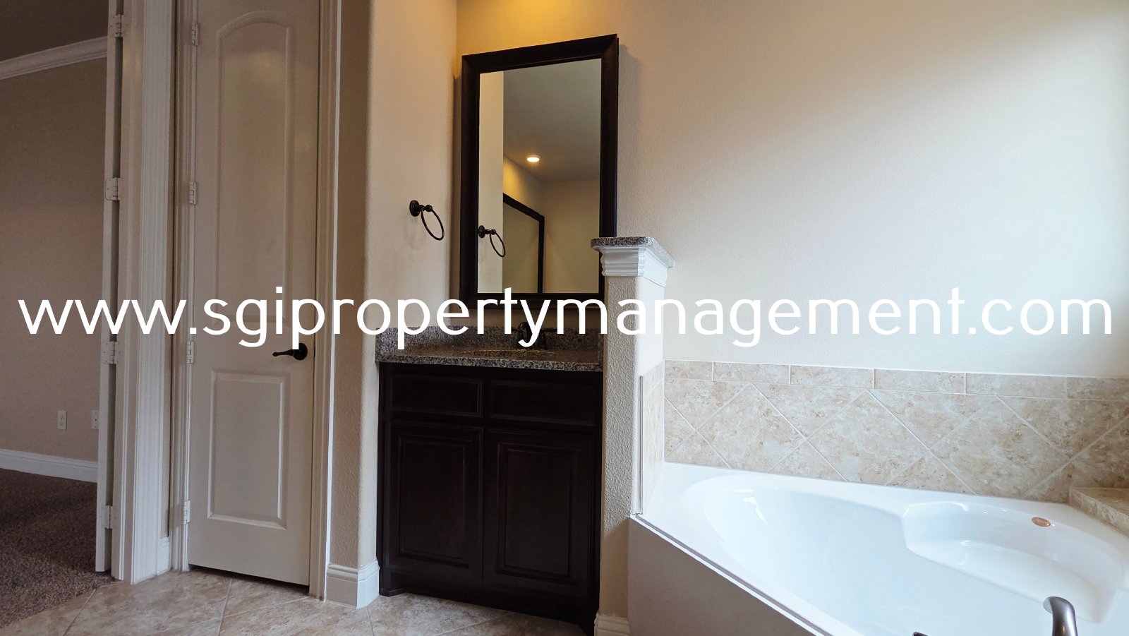 Spacious home ready for move in property image