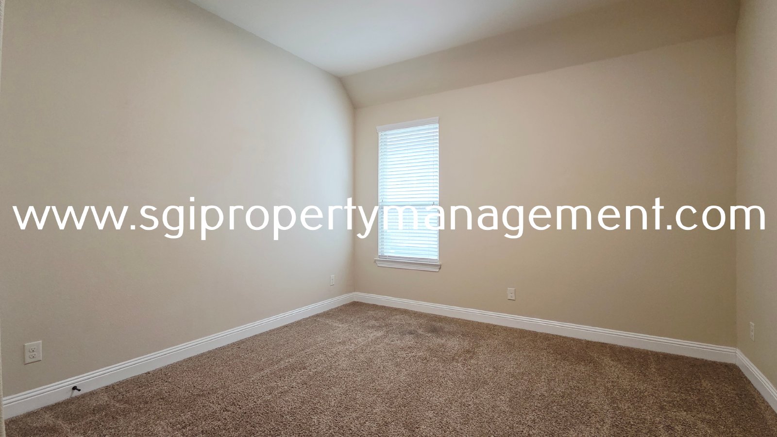 Spacious home ready for move in property image