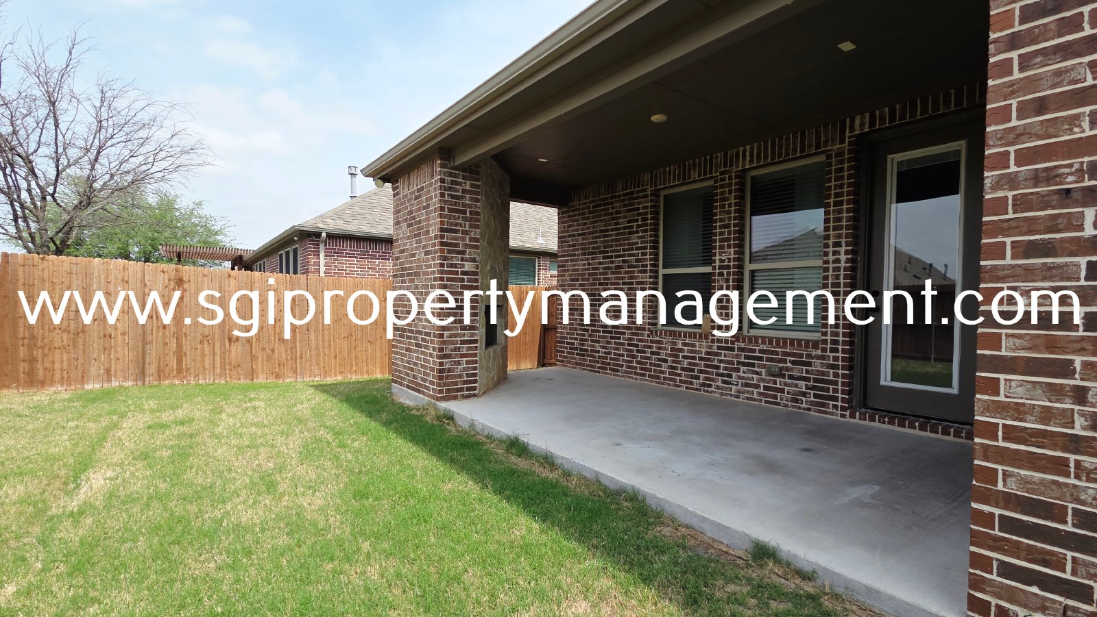 Spacious home ready for move in property image