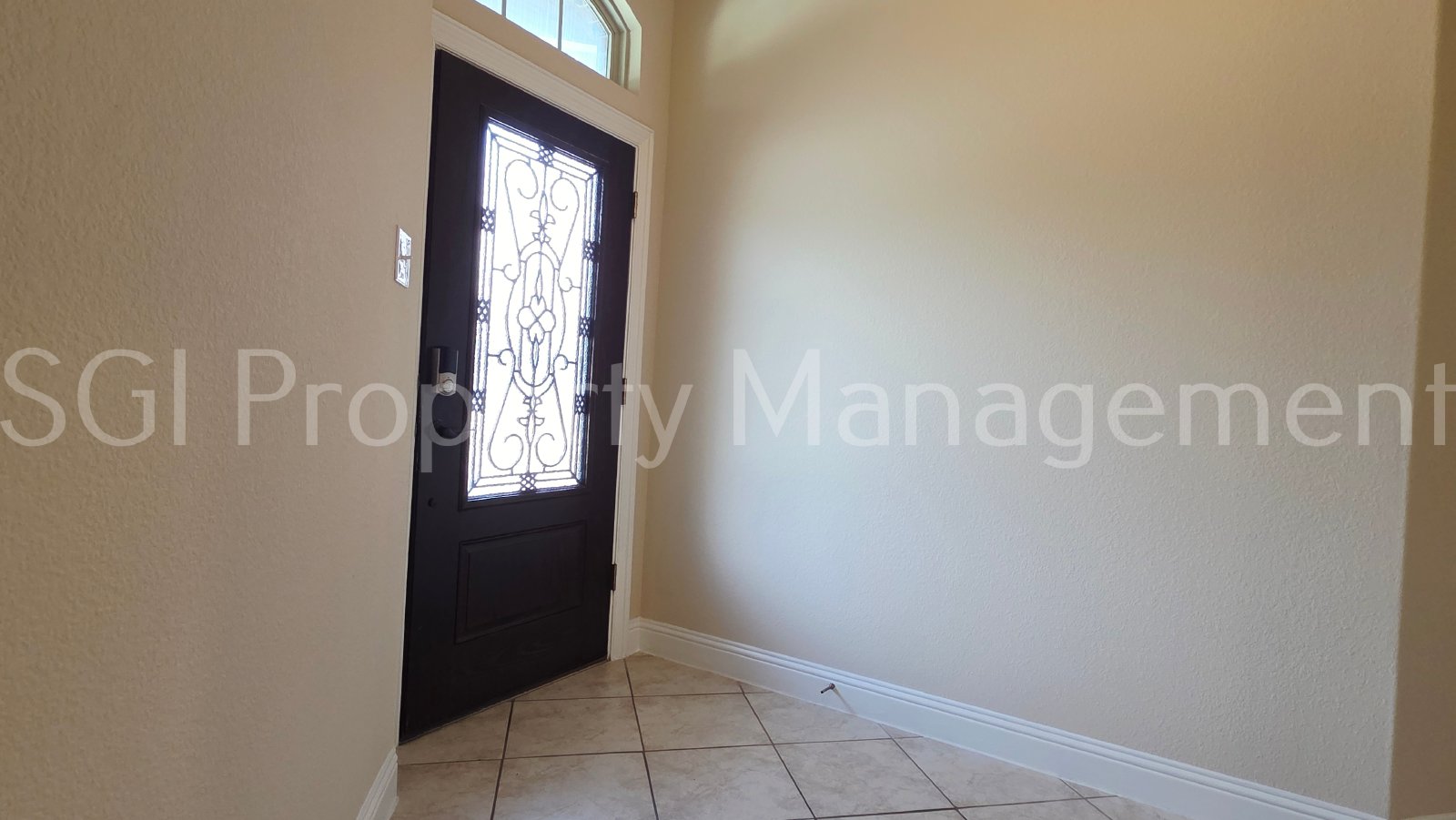 Gorgeous home ready for move in property image