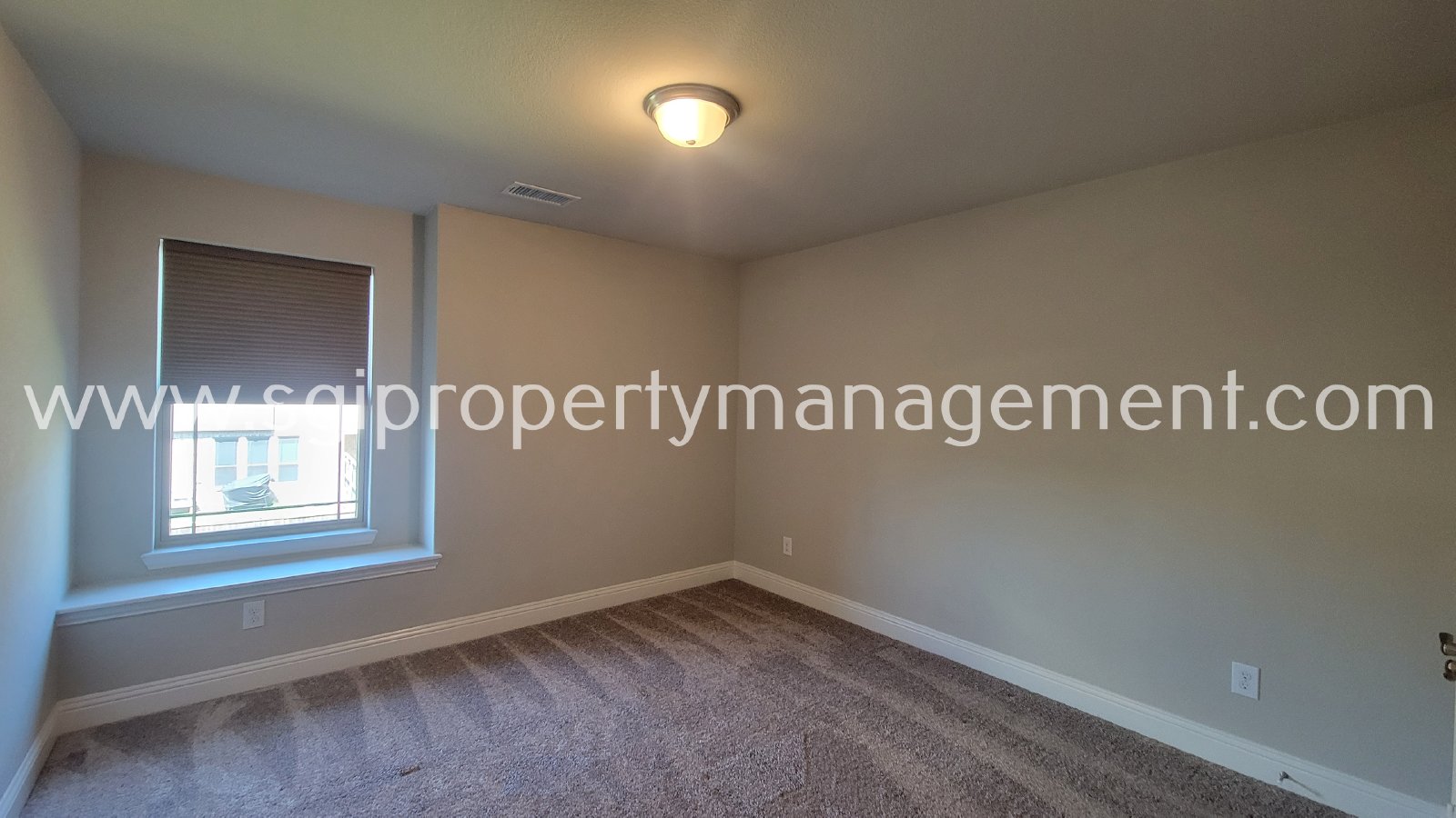 Rare townhouse availability in Murphy property image