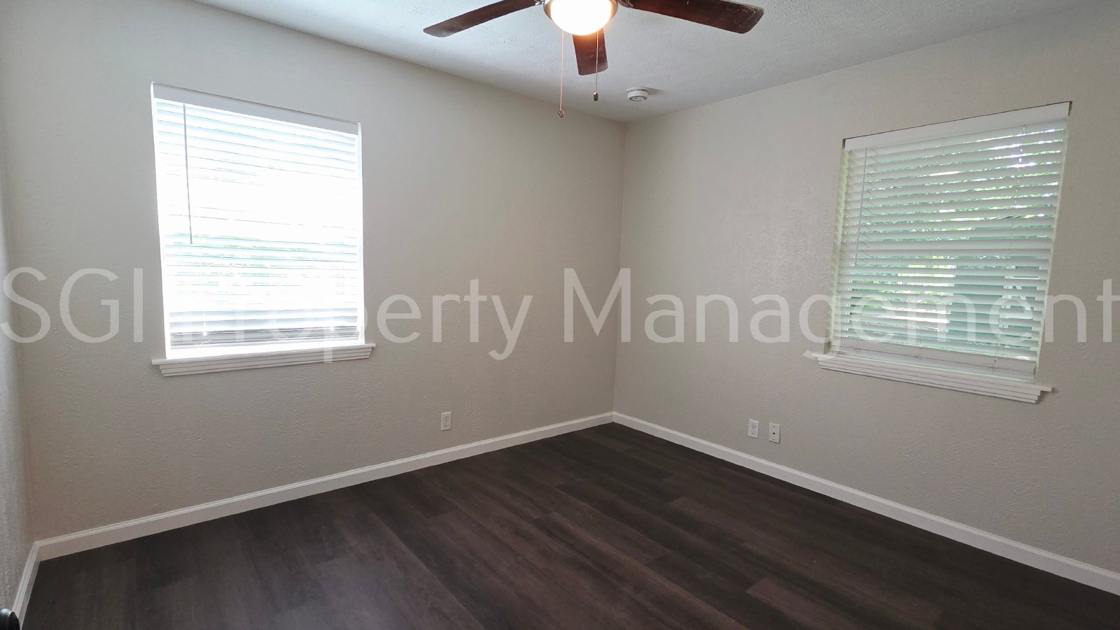 Charming home ready for move in property image