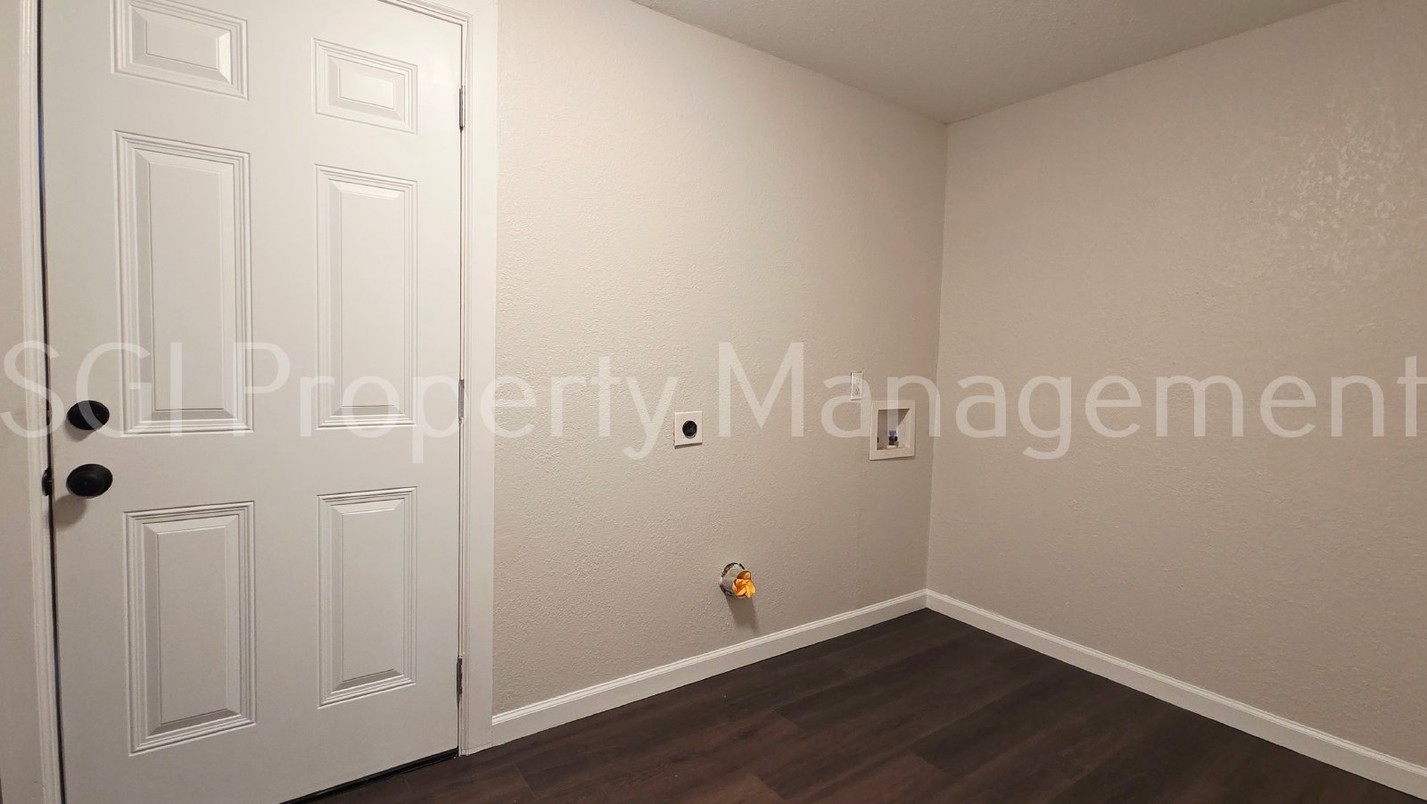 Charming home ready for move in property image