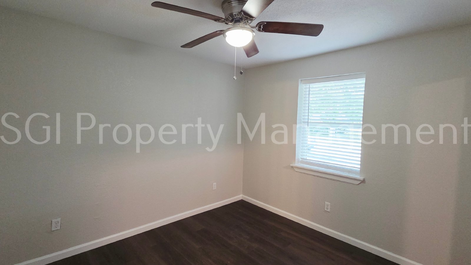 Charming home ready for move in property image