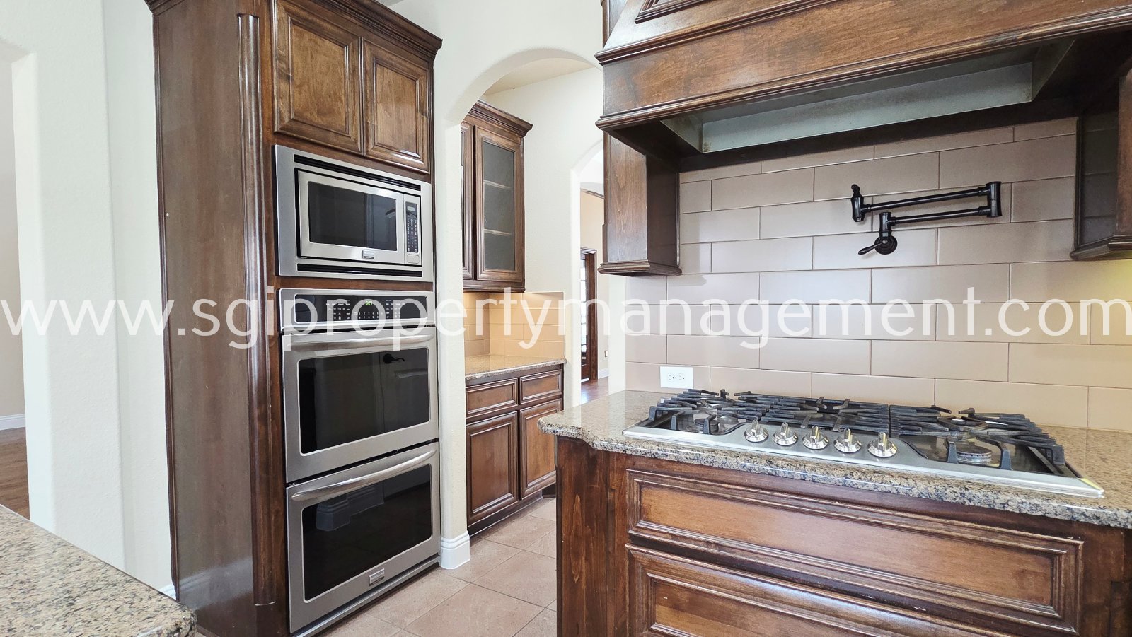 Spectacular Frisco home ready for move in property image