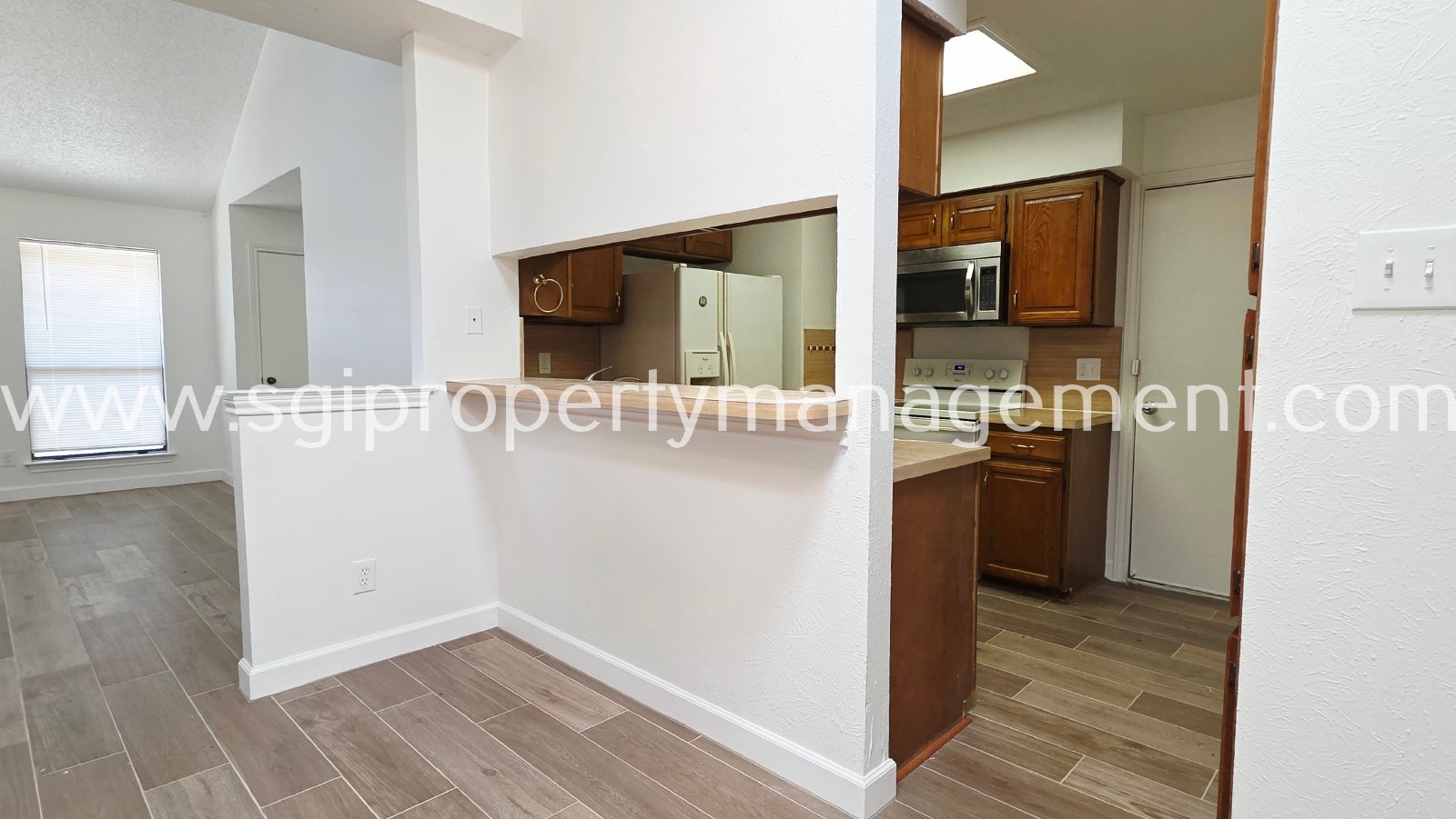 Inviting 2-bedroom 2-bath! property image