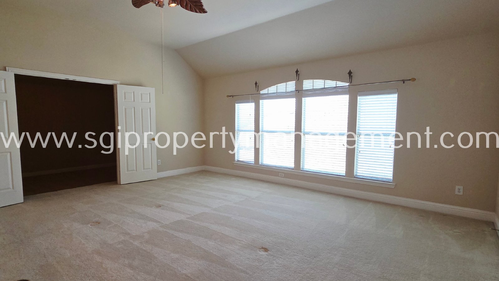 1902 Smoke Tree Trl property image