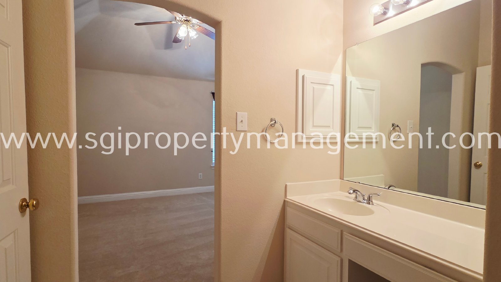 1902 Smoke Tree Trl property image