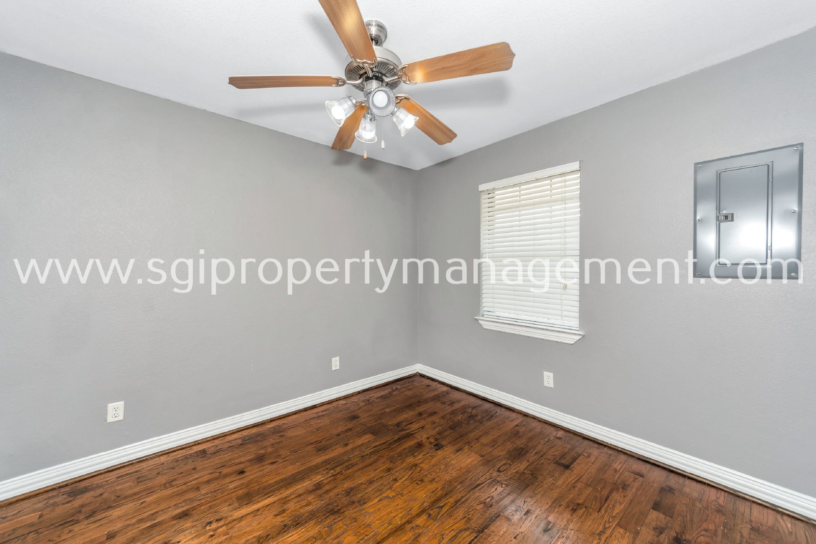 Beautifully Updated 2 Bed Ready For Immediate Occupancy! property image