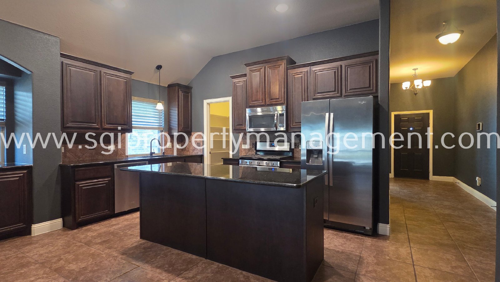 Pristine and Stunning 4 Bedroom! property image