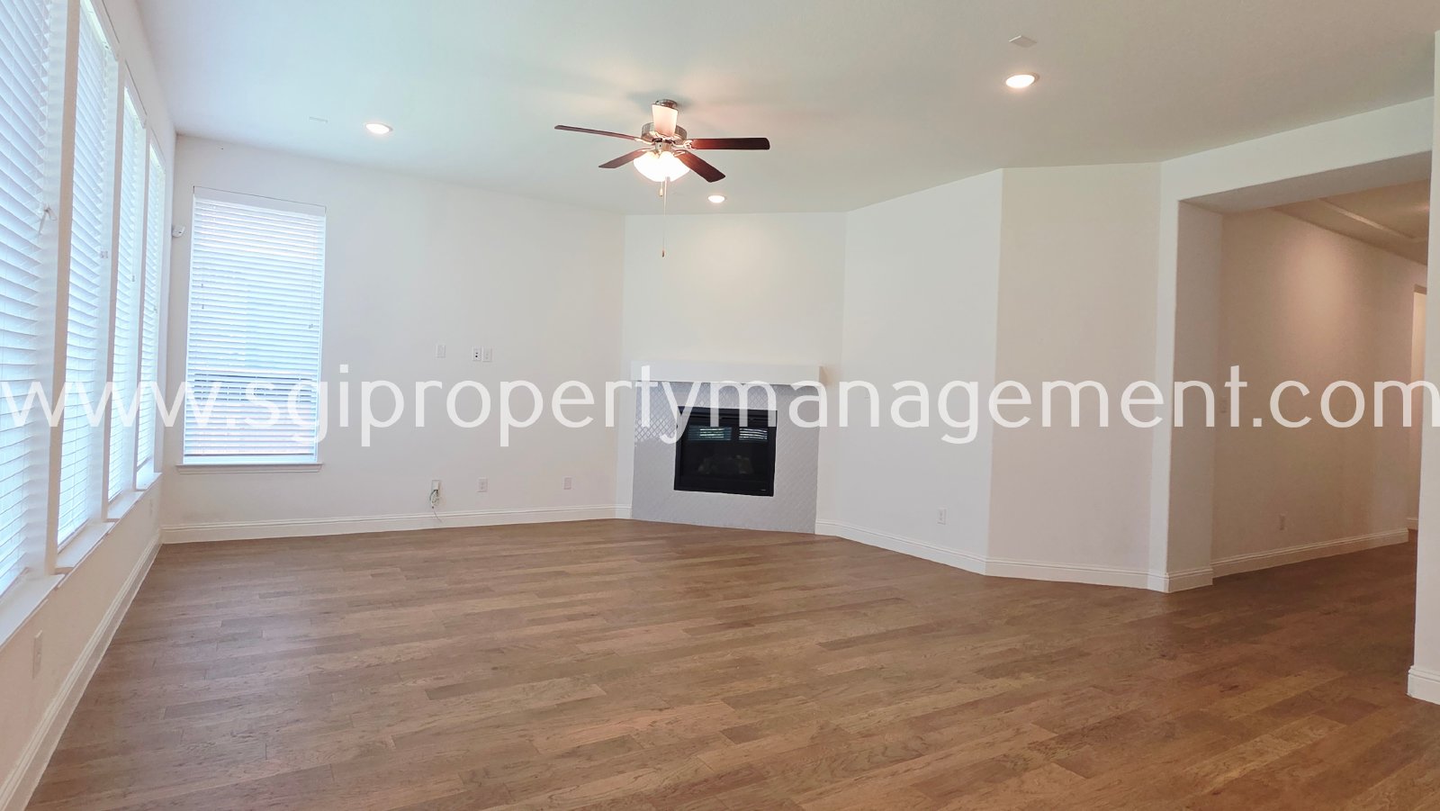 Beautiful home for rent near the Lake! property image