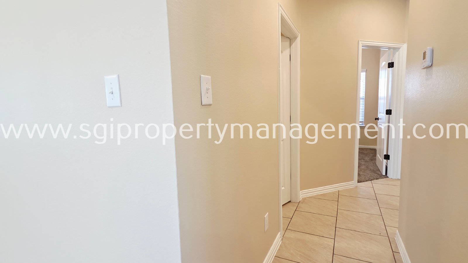 Beautiful 3 bedroom single level in Greenville property image
