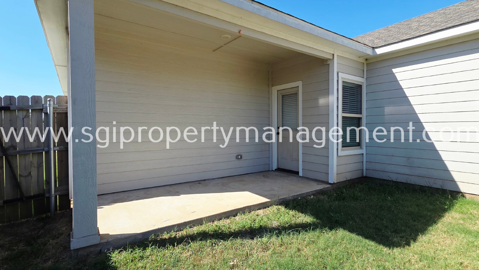Beautiful 3 bedroom single level in Greenville property image