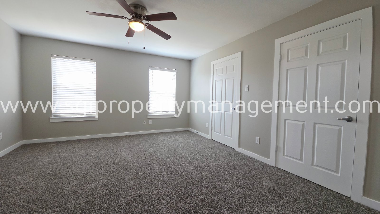 Adorable 3 bedroom with large yard property image