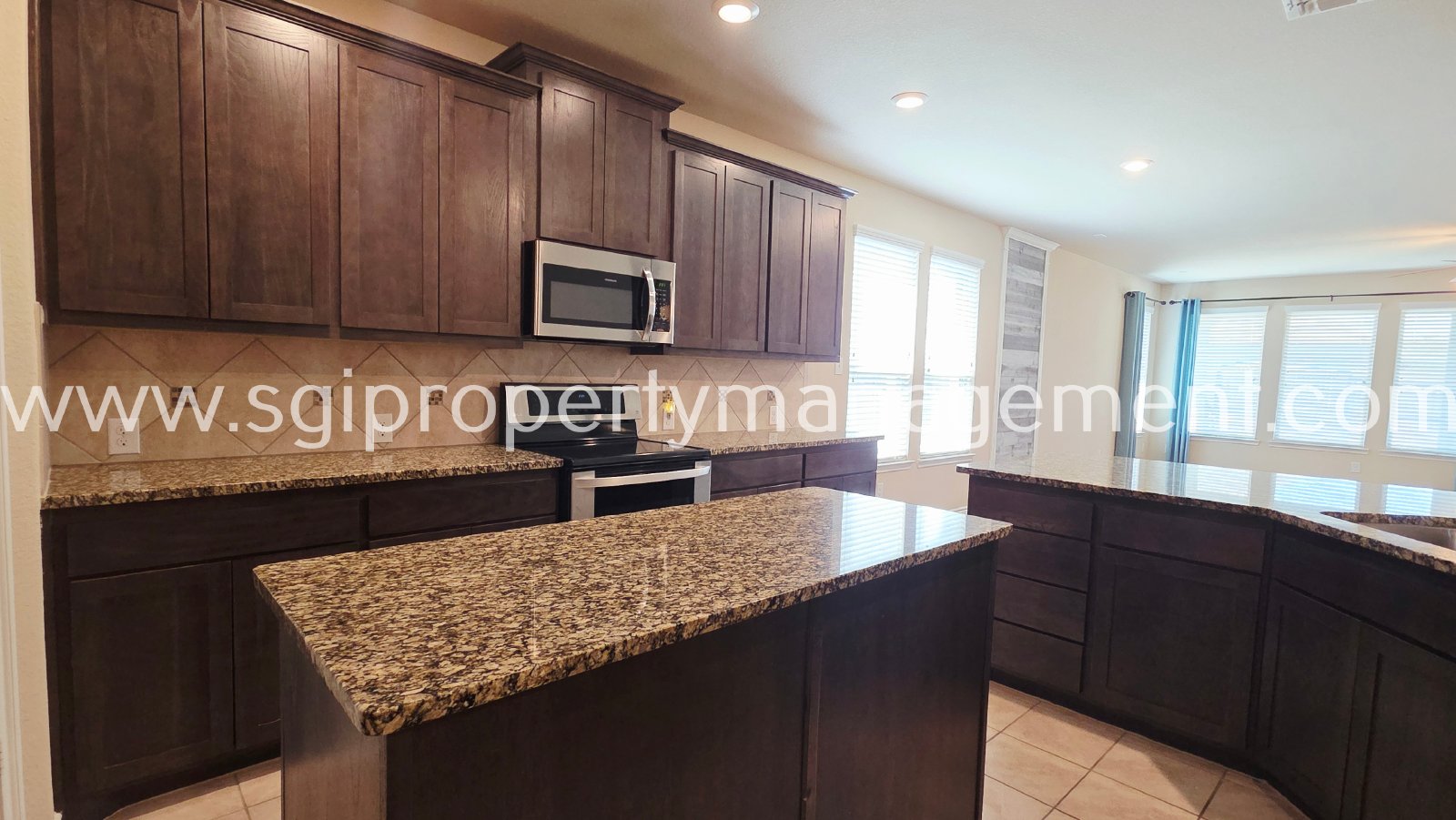 Gorgeous 4 bedroom in Union Square property image