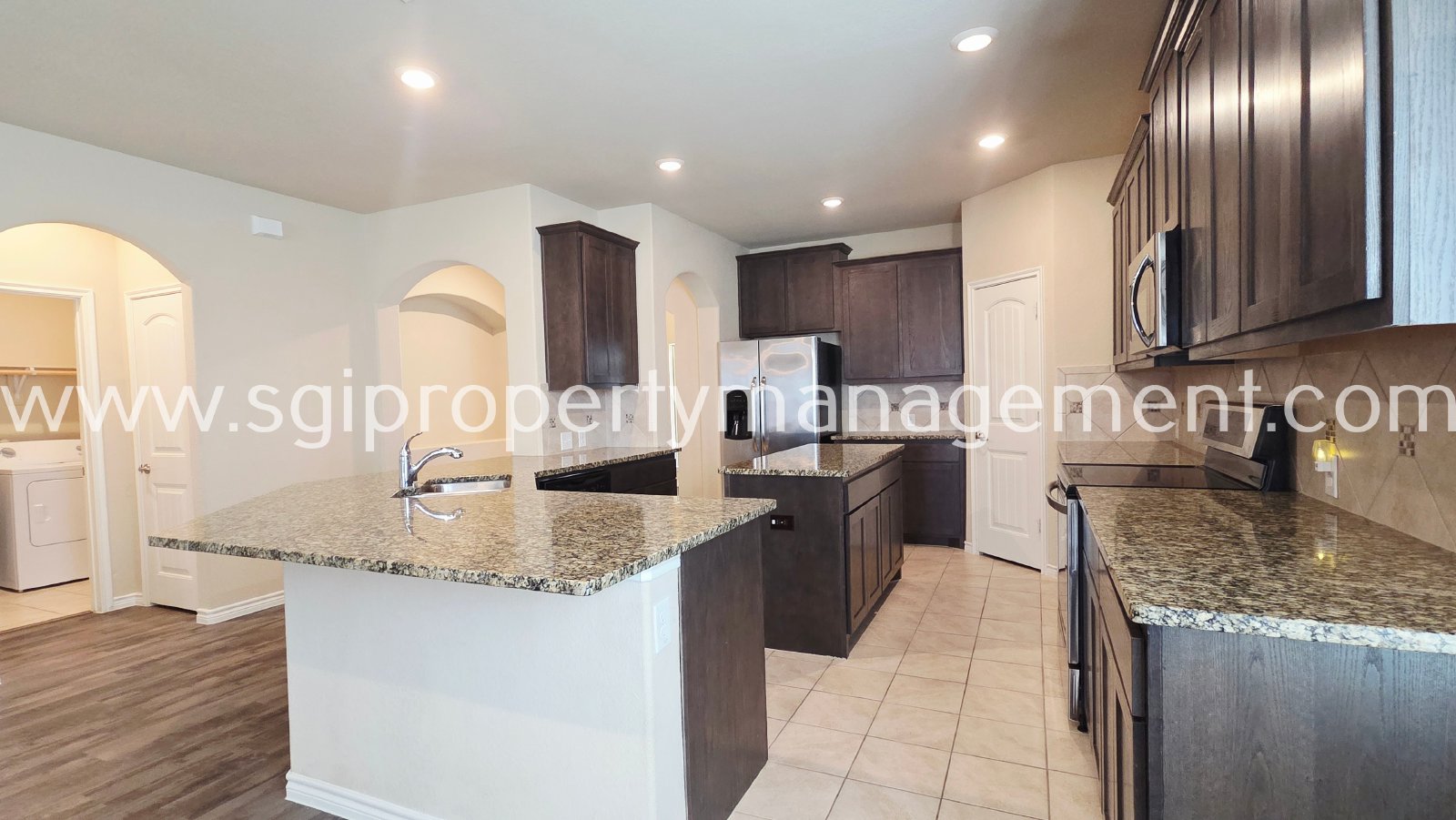 Gorgeous 4 bedroom in Union Square property image