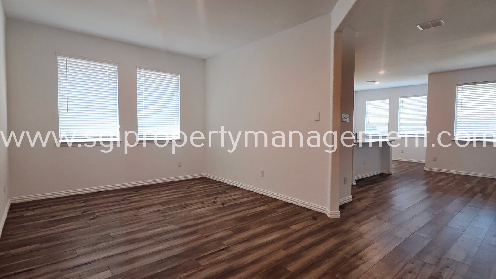 1218 Smoketree Ln property image