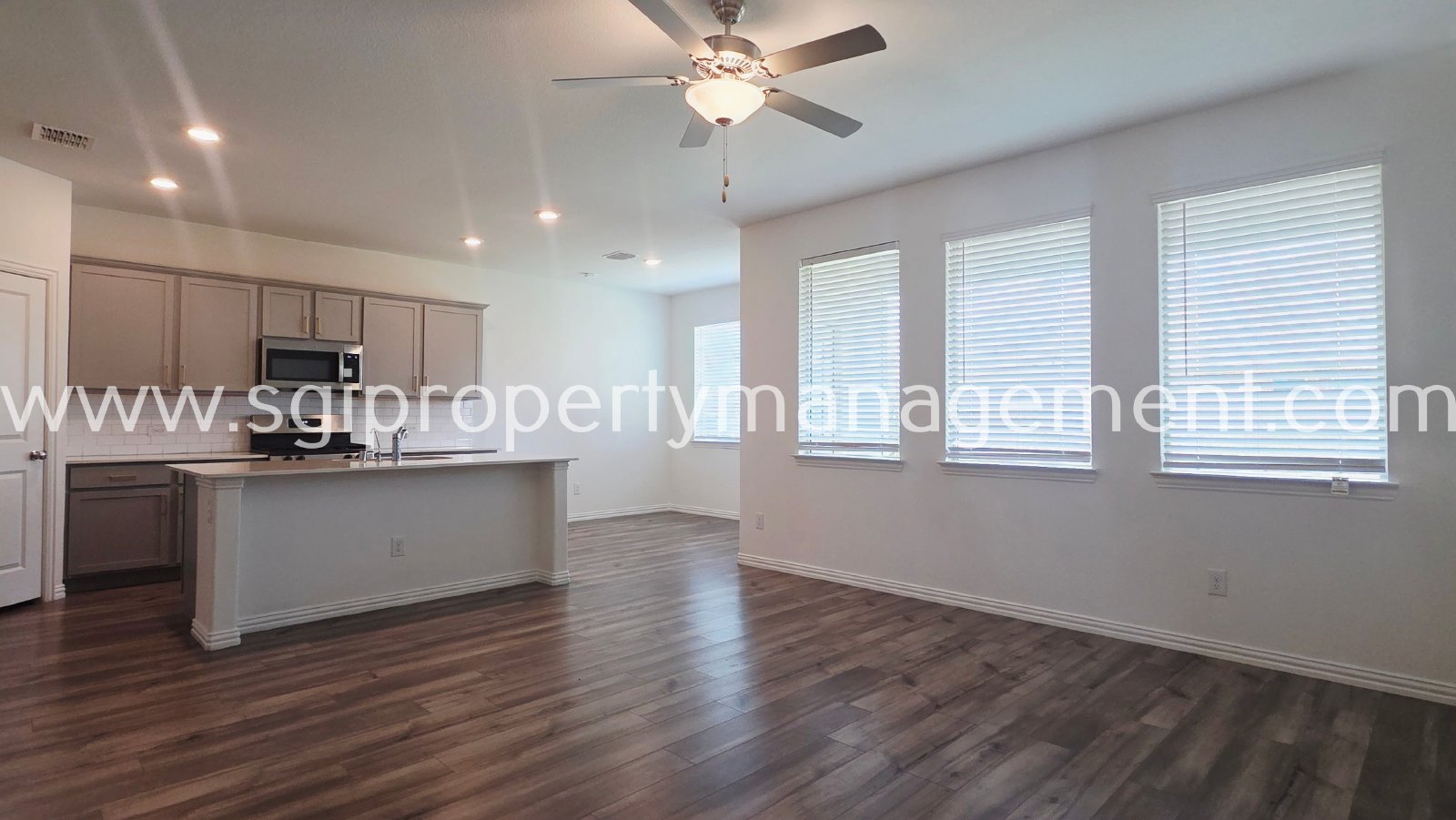 1218 Smoketree Ln property image