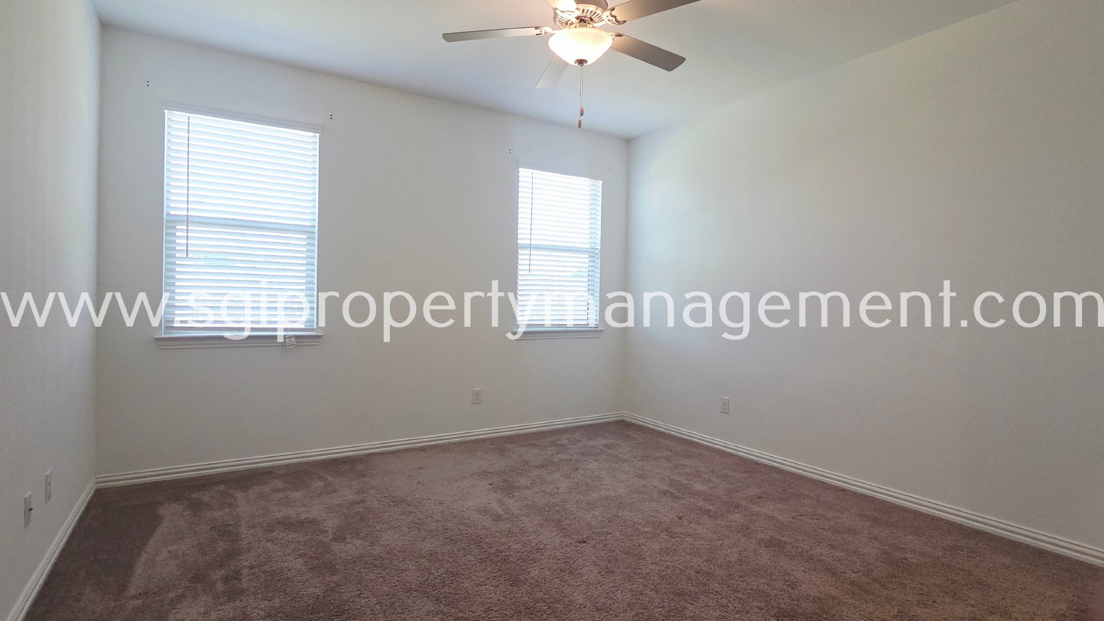 1218 Smoketree Ln property image