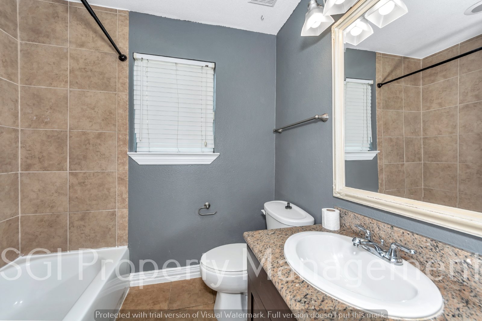 Beautifully Updated 2 Bed Ready For Immediate Occupancy! property image