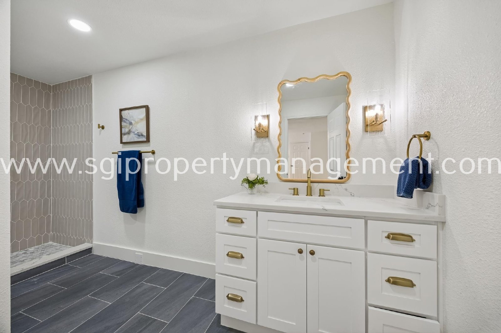 Beautifully, remodeled 4 bedroom home! property image