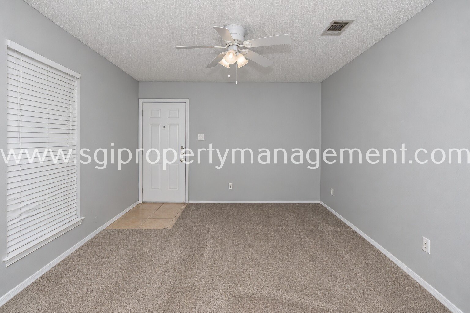 Great 2 bedroom unit of a triplex property image
