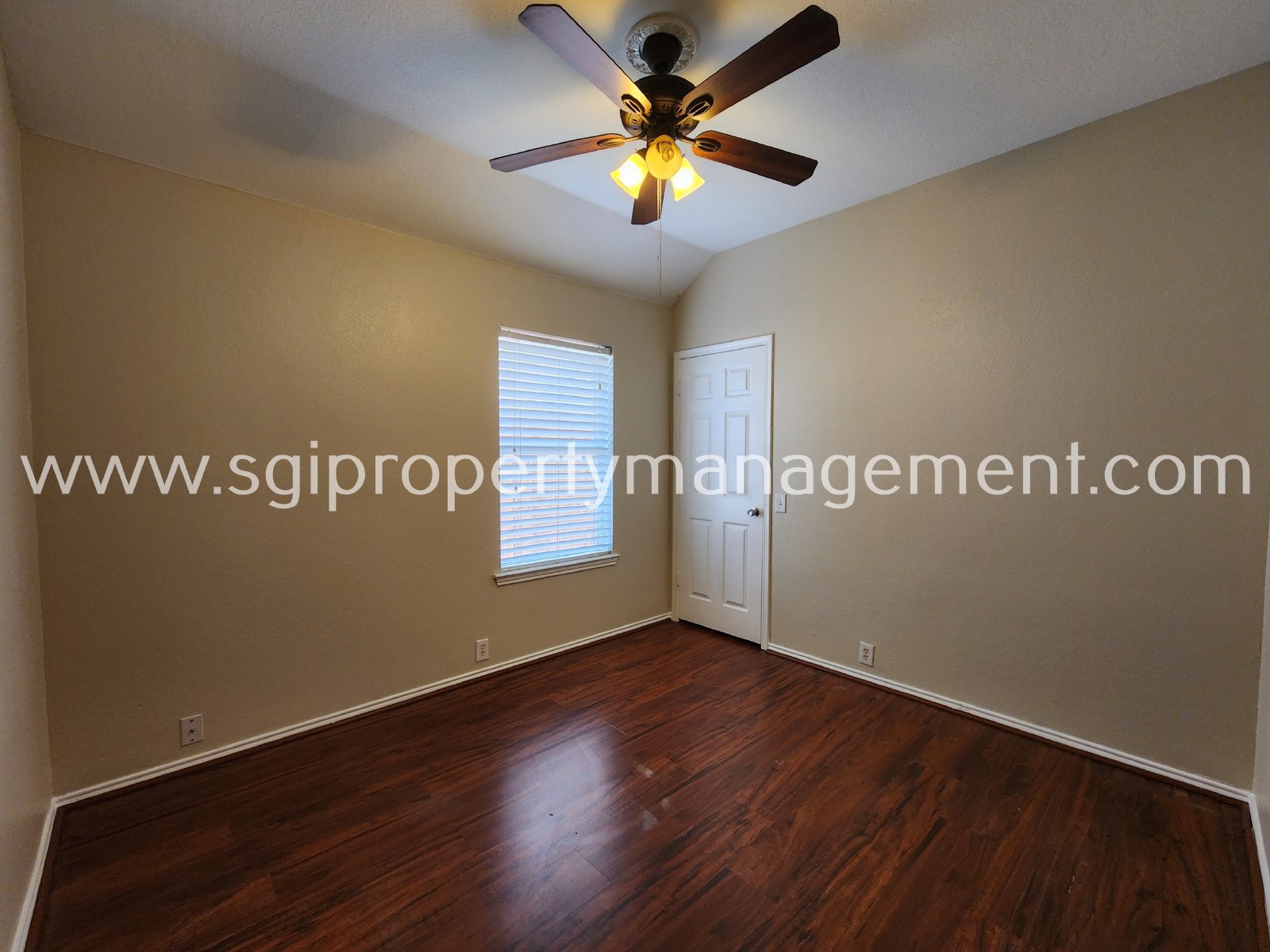 Great 3 Bedroom or with a Study. property image