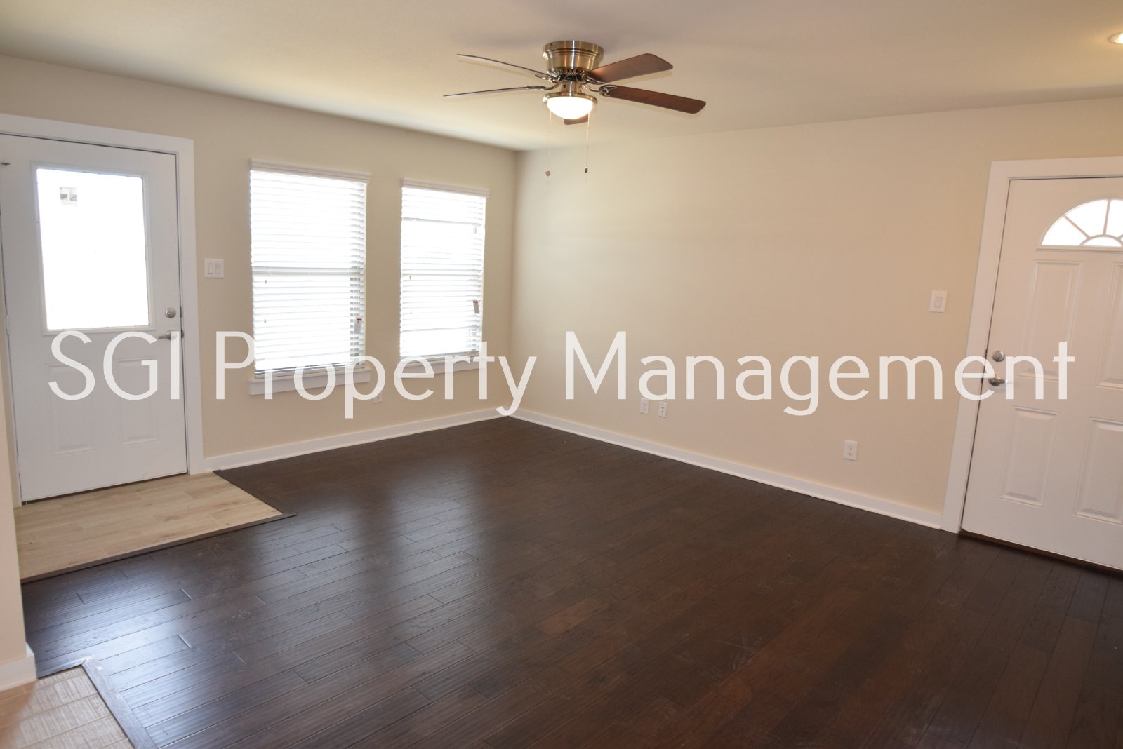 Adorable 3 bedroom with large yard property image