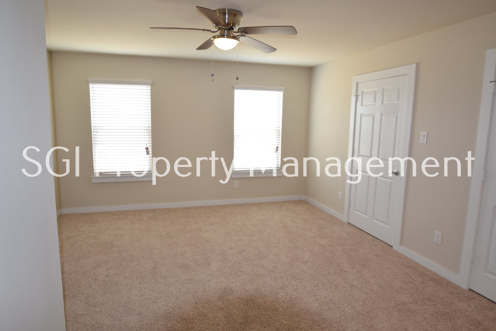 Adorable 3 bedroom with large yard property image