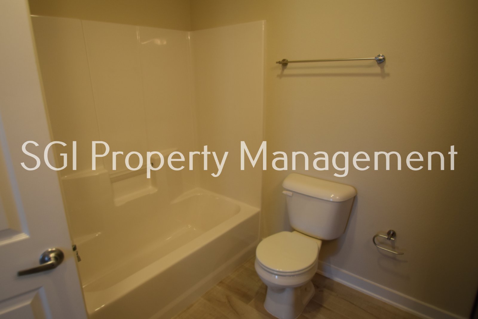 Adorable 3 bedroom with large yard property image