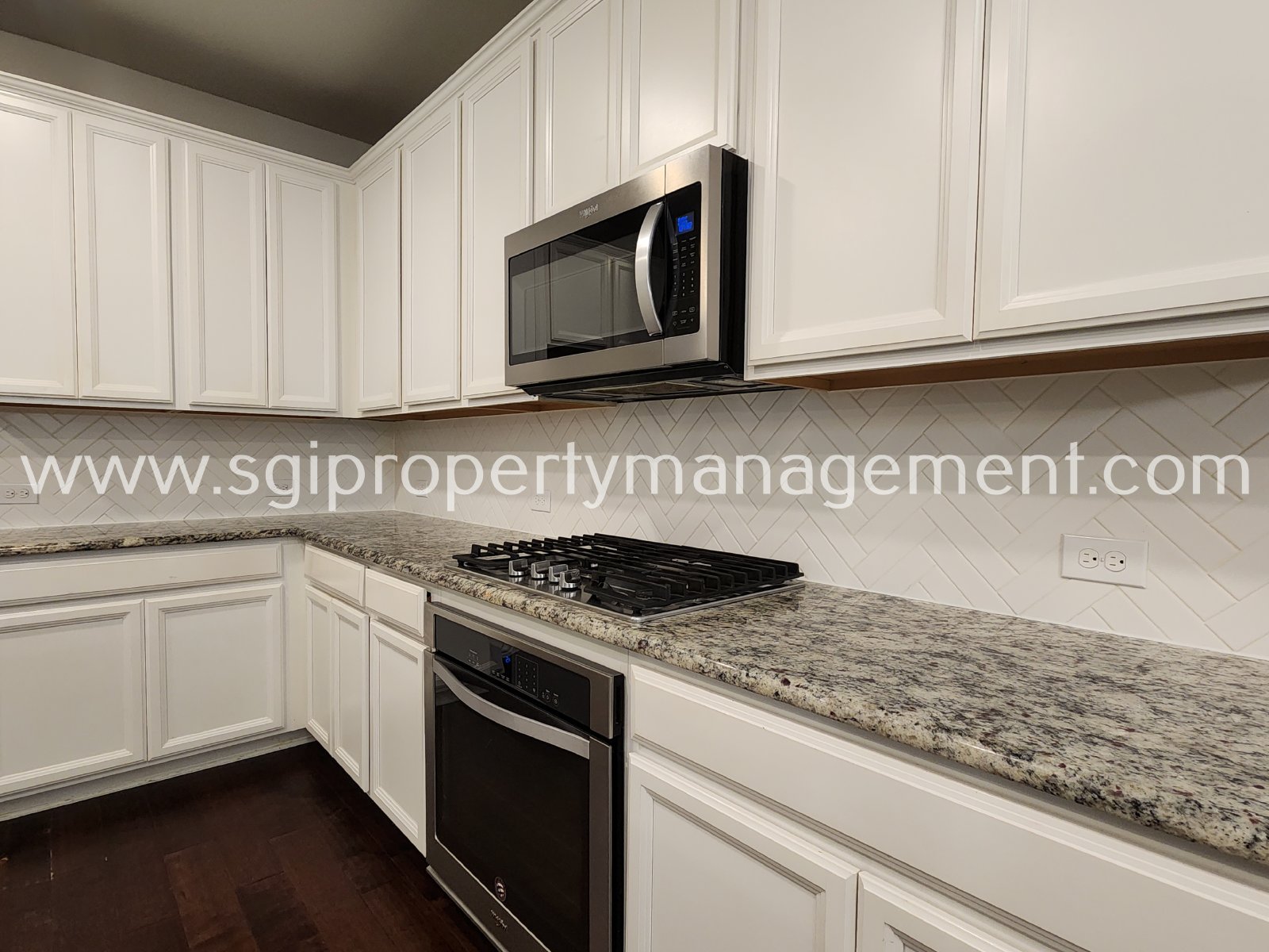 Stunning 3 bedroom home in Valencia on the Lakes property image