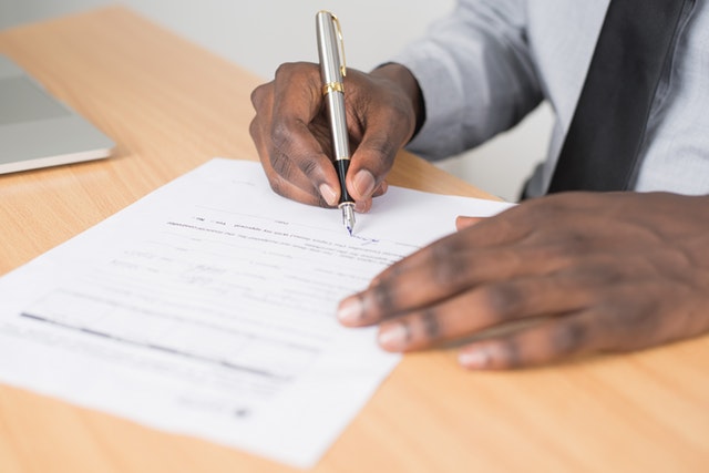 landlord tenant signing written lease
