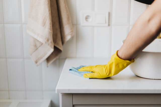 professional cleaning services rental property